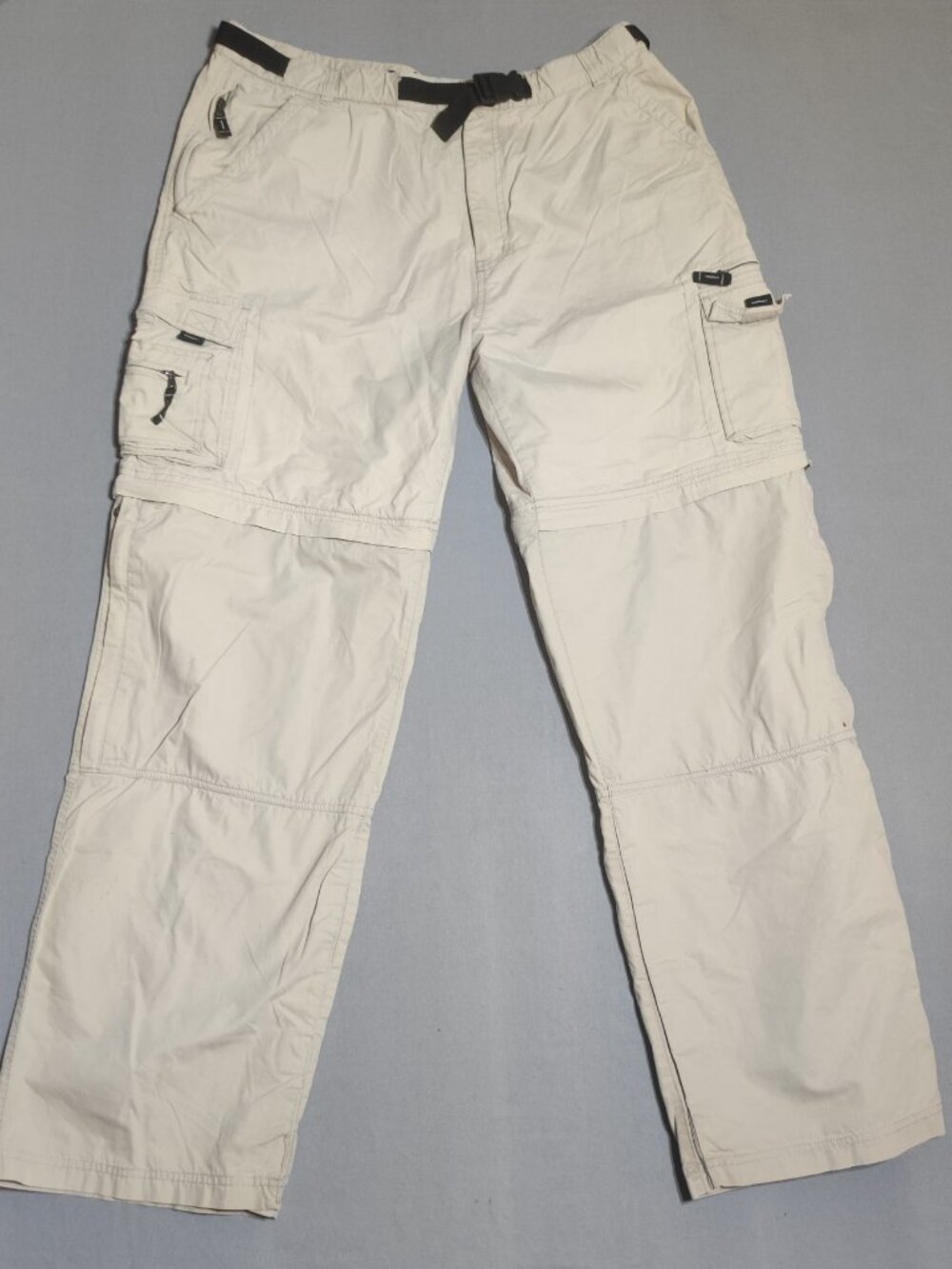 BC Clothing performance outdoor pants men's size XL cream colour convertible leg